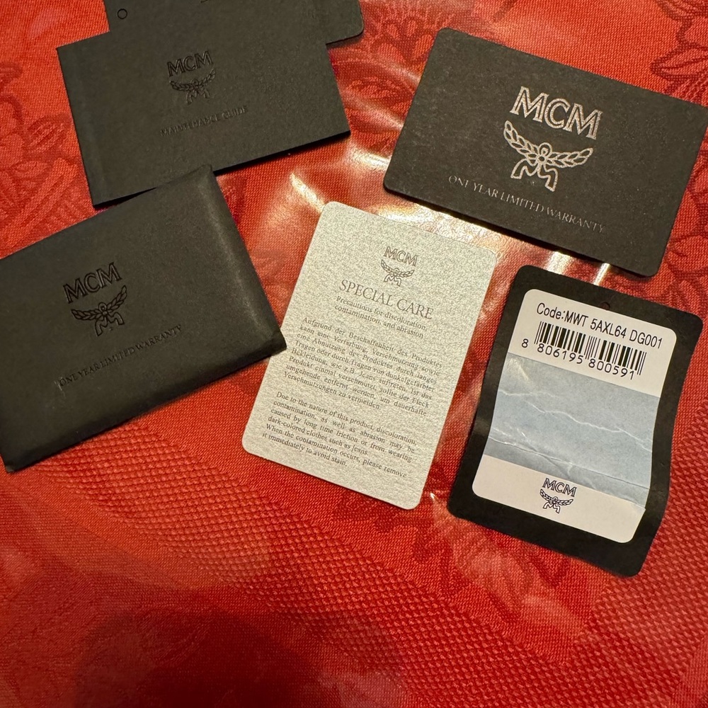 MCM Munchen Large Tote Bag - Picture 13 of 14